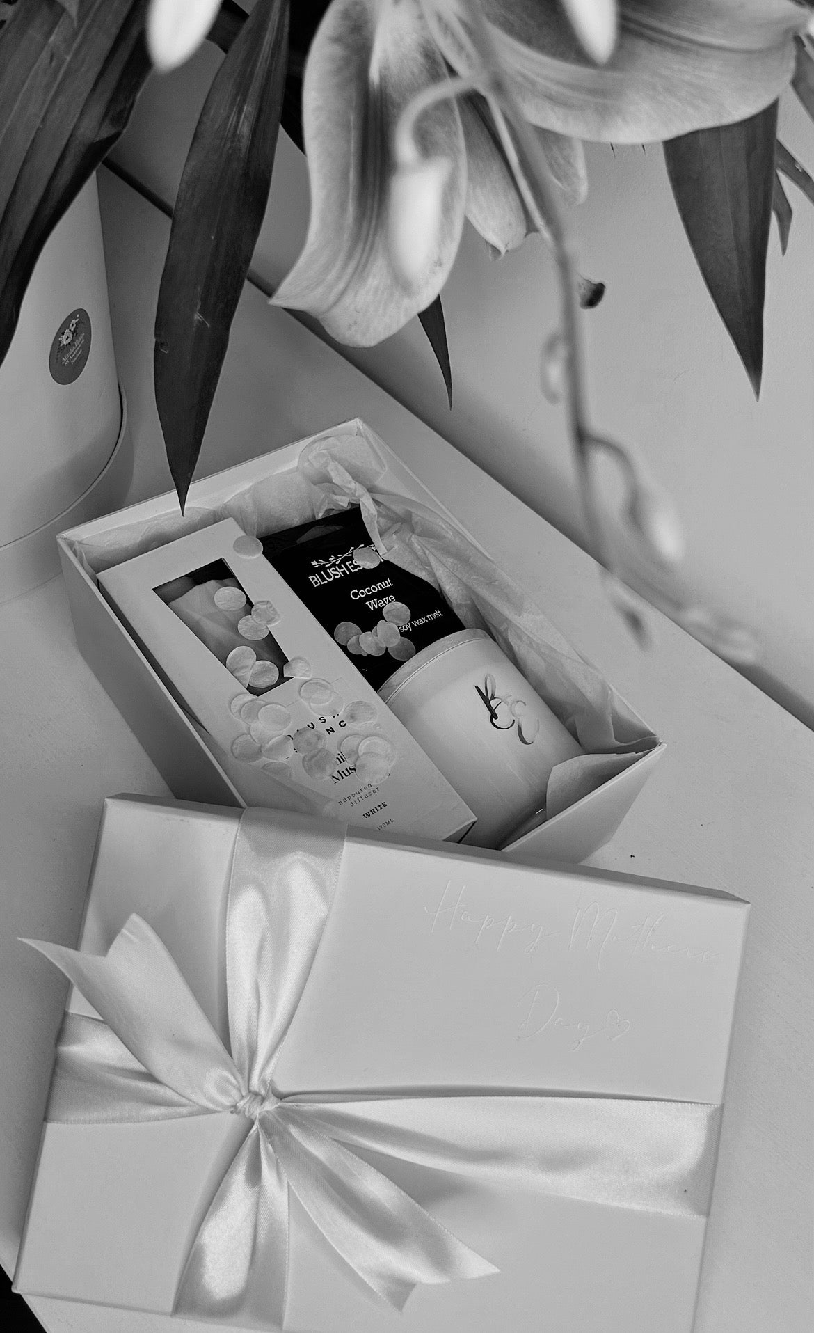 BLUSH ESSENCE GIFT BOX