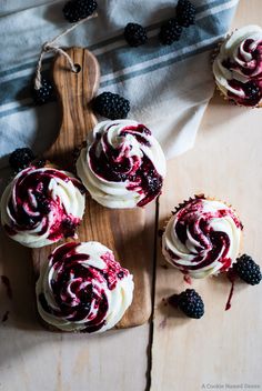 Black Raspberry & Vanilla - Candle