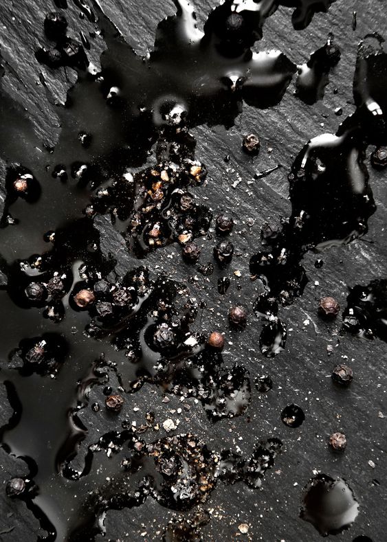 Black Spice - Eau Sauvage Inspired - Candle